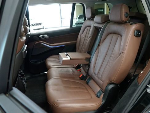Used 2020 BMW X7 xDrive40i w/ Premium Package AWD/4WD image 59