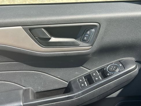 Used 2022 Ford Escape SE w/ Convenience Package image 21