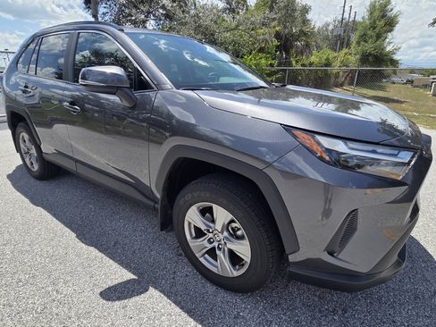 Used 2025 Toyota RAV4 XLE FWD image 2