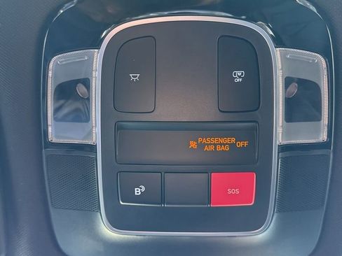 Certified 2025 Hyundai Santa Cruz SEL image 34