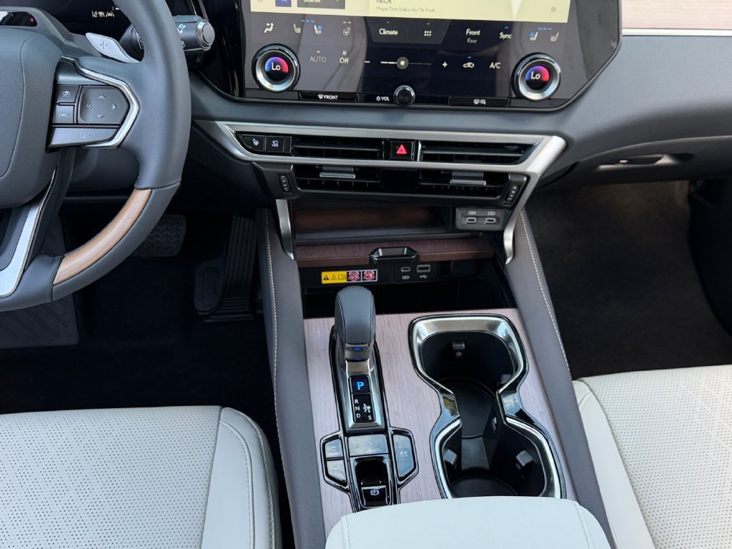 New 2026 Lexus RX 350h AWD/4WD image 10