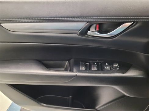 Used 2018 MAZDA CX-5 Touring image 27