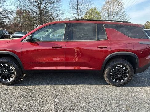 New 2026 Chevrolet Traverse Z71 w/ Enhanced Driving Package image 8