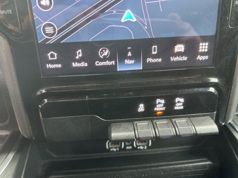 Used 2025 RAM 1500 Big Horn image 9