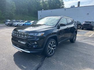 New 2025 Jeep Compass Limited image 1