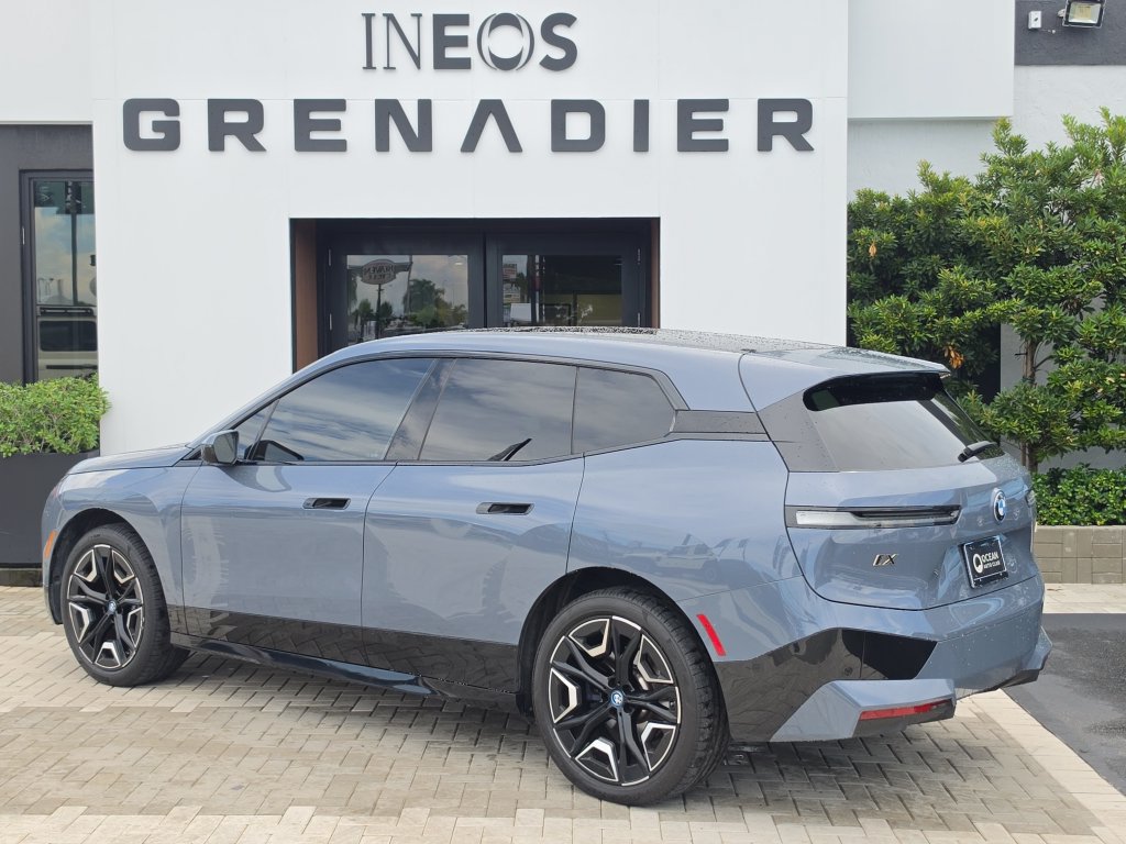 Used 2023 BMW iX M60 AWD/4WD image 4