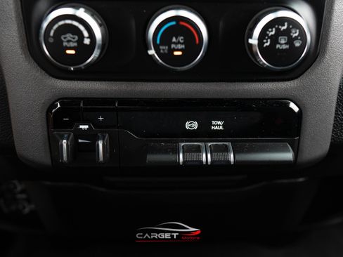 Used 2021 RAM 2500 Big Horn image 32