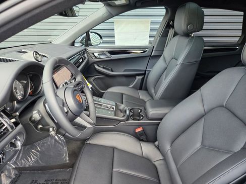 New 2026 Porsche Macan S image 26