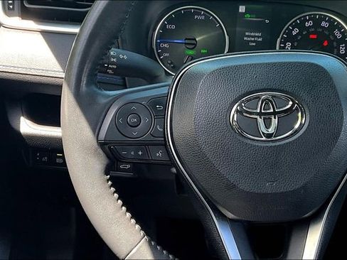 Used 2022 Toyota RAV4 SE w/ Convenience Package AWD/4WD image 10