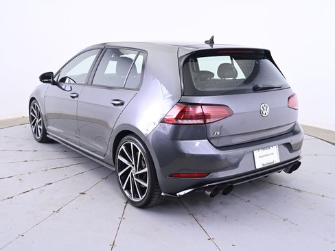 Used 2018 Volkswagen Golf R 4-Door image 3