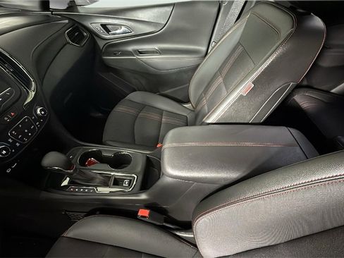 Certified 2022 Chevrolet Equinox RS image 25