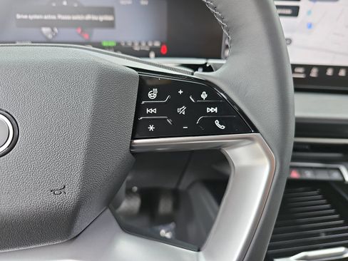 New 2026 Audi Q3 quattro 2.0T AWD/4WD image 19