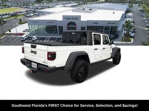 Used 2020 Jeep Gladiator Sport w/ Quick Order Package 24S AWD/4WD image 2