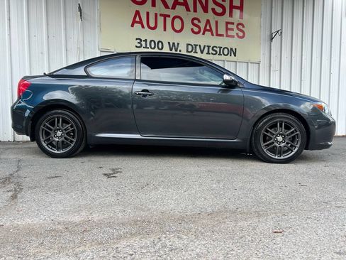 Used 2005 Scion tC FWD image 2