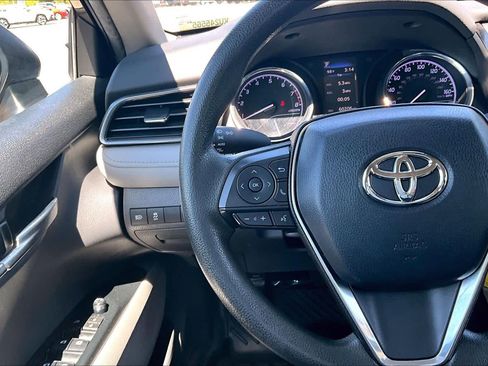 Used 2019 Toyota Camry LE FWD image 23
