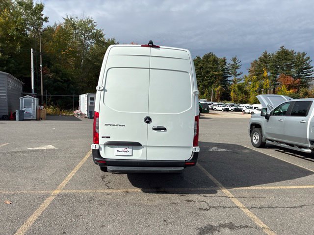 Used 2021 Mercedes-Benz Sprinter 2500 w/ Driver Convenience Package image 5