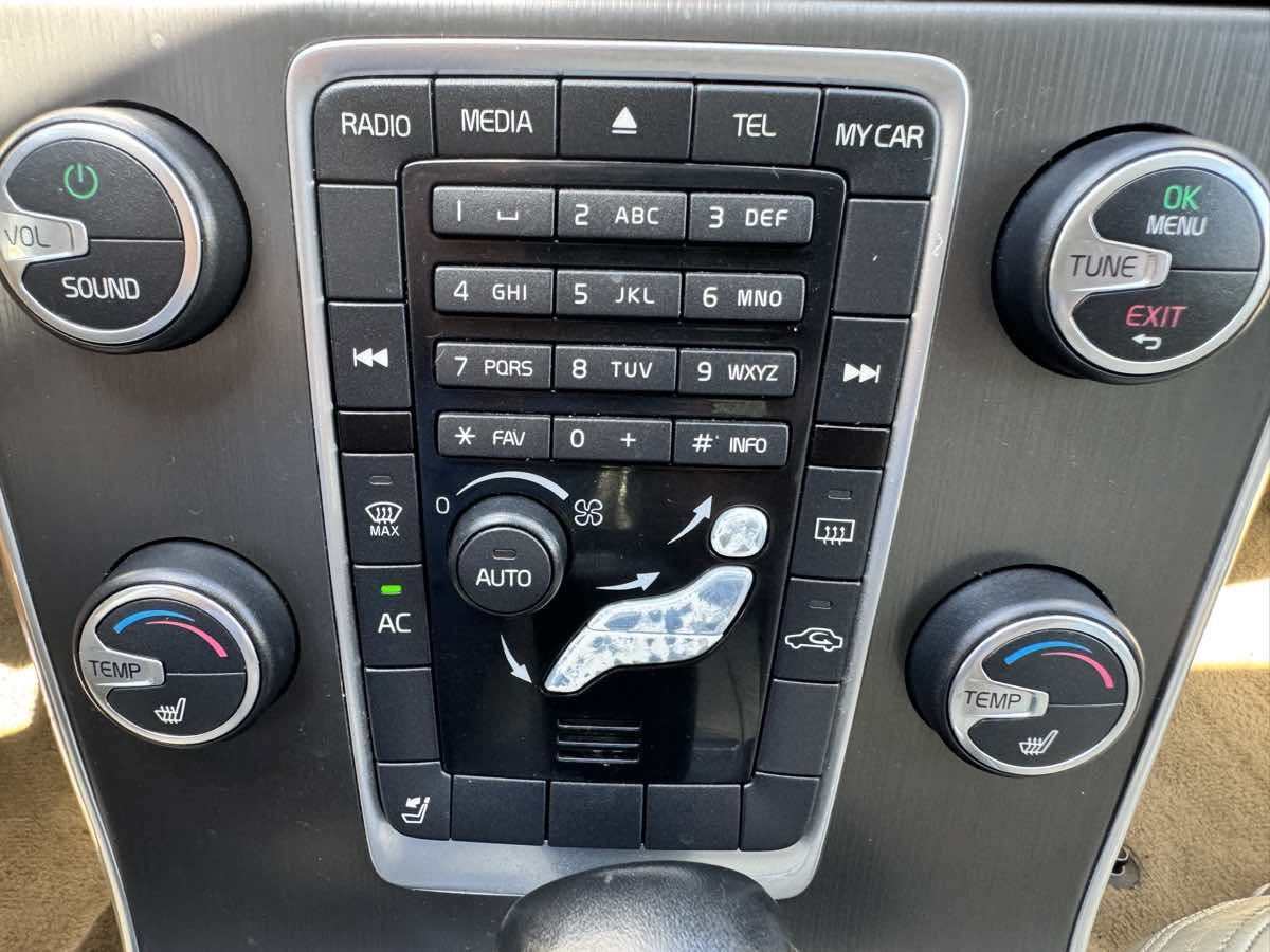 Used 2012 Volvo S60 T5 w/ Climate Pkg FWD image 45