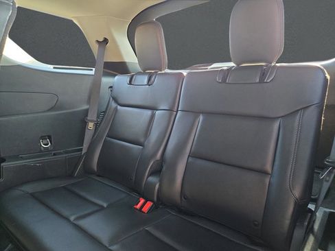 Used 2023 Ford Explorer XLT w/ Equipment Group 202A image 13