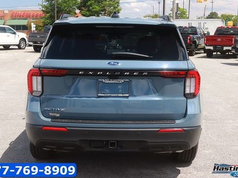 Certified 2025 Ford Explorer Active RWD image 6