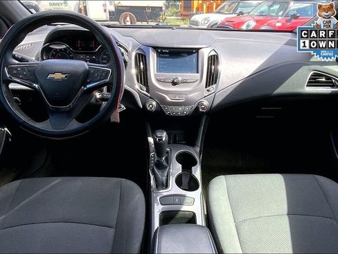 Used 2018 Chevrolet Cruze LT w/ Redline Edition image 14