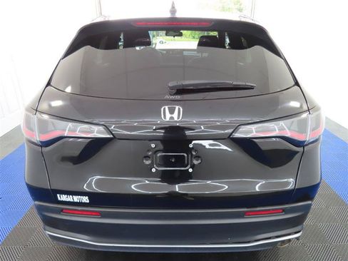 Used 2024 Honda HR-V Sport image 11