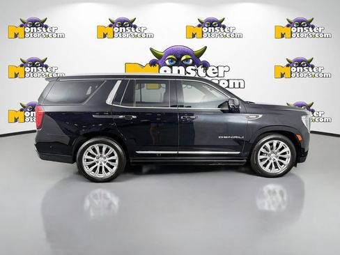 Used 2023 GMC Yukon Denali w/ Denali Reserve Package AWD/4WD image 4