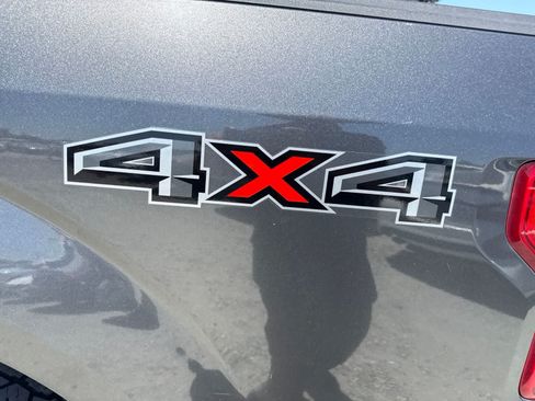 Used 2015 Ford F150 XLT AWD/4WD image 12