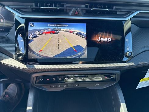 New 2026 Jeep Cherokee Overland AWD/4WD image 14