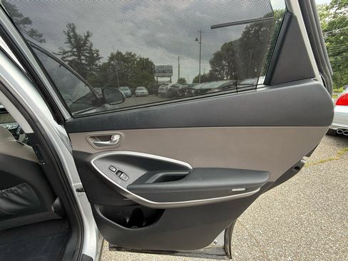 Used 2016 Hyundai Santa Fe Limited w/ Option Group 04 AWD/4WD image 26