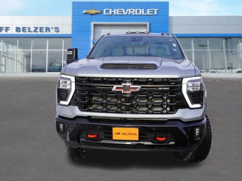 New 2026 Chevrolet Silverado 2500 ZR2 image 8