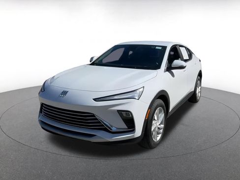 Used 2025 Buick Envista Preferred image 7