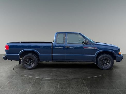 Used 2003 GMC Sonoma SL w/ Convenience Package RWD image 10