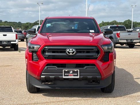 Used 2026 Toyota Tacoma SR AWD/4WD image 3