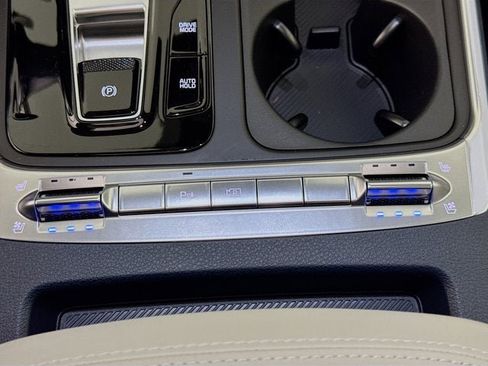 New 2026 Kia Carnival SX image 33