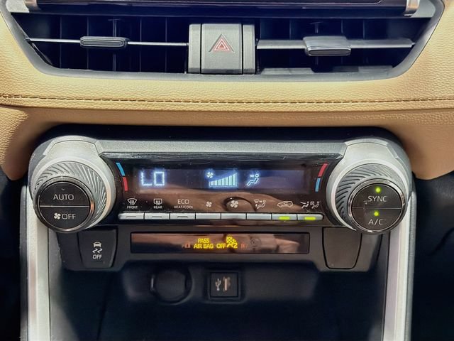 Certified 2023 Toyota RAV4 LE AWD/4WD image 13