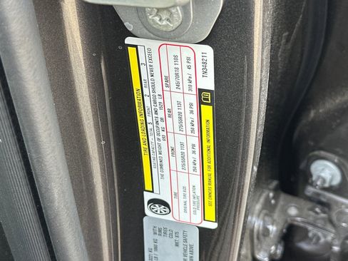 New 2026 RAM 1500 Laramie AWD/4WD image 26