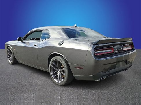 Used 2022 Dodge Challenger R/T Scat Pack image 6