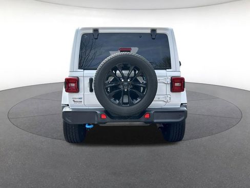 Certified 2022 Jeep Wrangler Unlimited Sahara w/ Cold Weather Group image 4