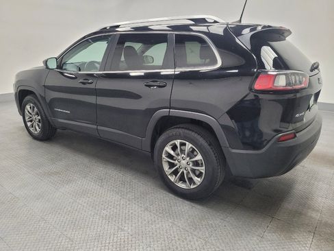 Used 2019 Jeep Cherokee Latitude Plus w/ Cold Weather Group AWD/4WD image 3