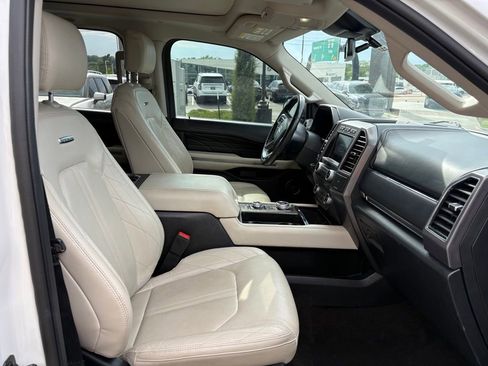 Used 2021 Ford Expedition Platinum AWD/4WD image 10