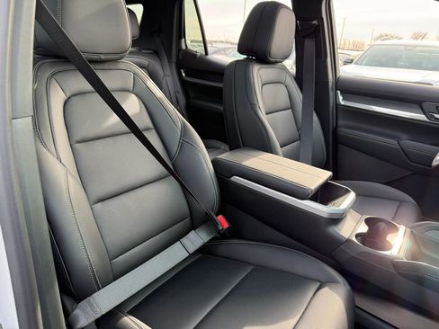 New 2026 GMC Terrain Elevation w/ Elevation Premium Package AWD/4WD image 42