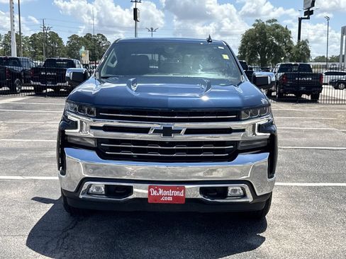Used 2022 Chevrolet Silverado 1500 LTZ w/ Technology Package AWD/4WD image 2
