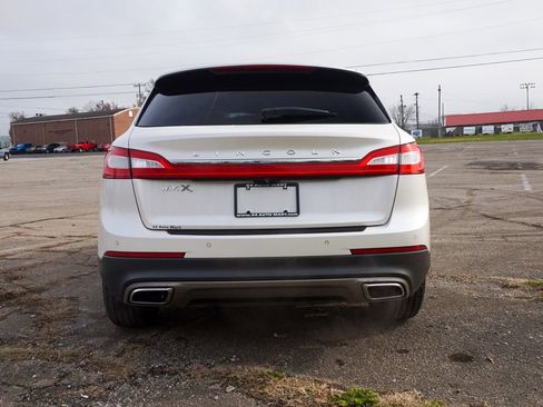 Used 2016 Lincoln MKX Premiere image 6