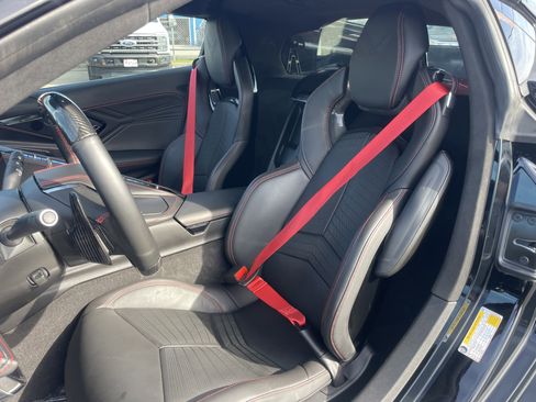 Used 2025 Chevrolet Corvette Z06 image 30