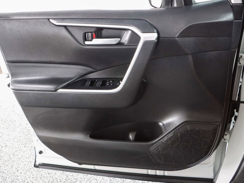 Used 2023 Toyota RAV4 XLE image 23