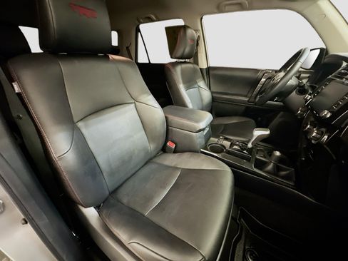 Used 2022 Toyota 4Runner TRD Off-Road Premium image 32