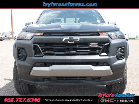 Used 2025 Chevrolet Colorado Trail Boss AWD/4WD image 48