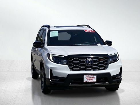 Used 2023 Honda Passport TrailSport image 13