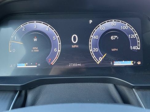 Certified 2025 Jeep Grand Cherokee Altitude AWD/4WD image 10