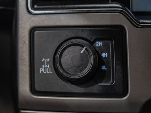 Used 2022 Ford F250 King Ranch w/ King Ranch Ultimate Package AWD/4WD image 30